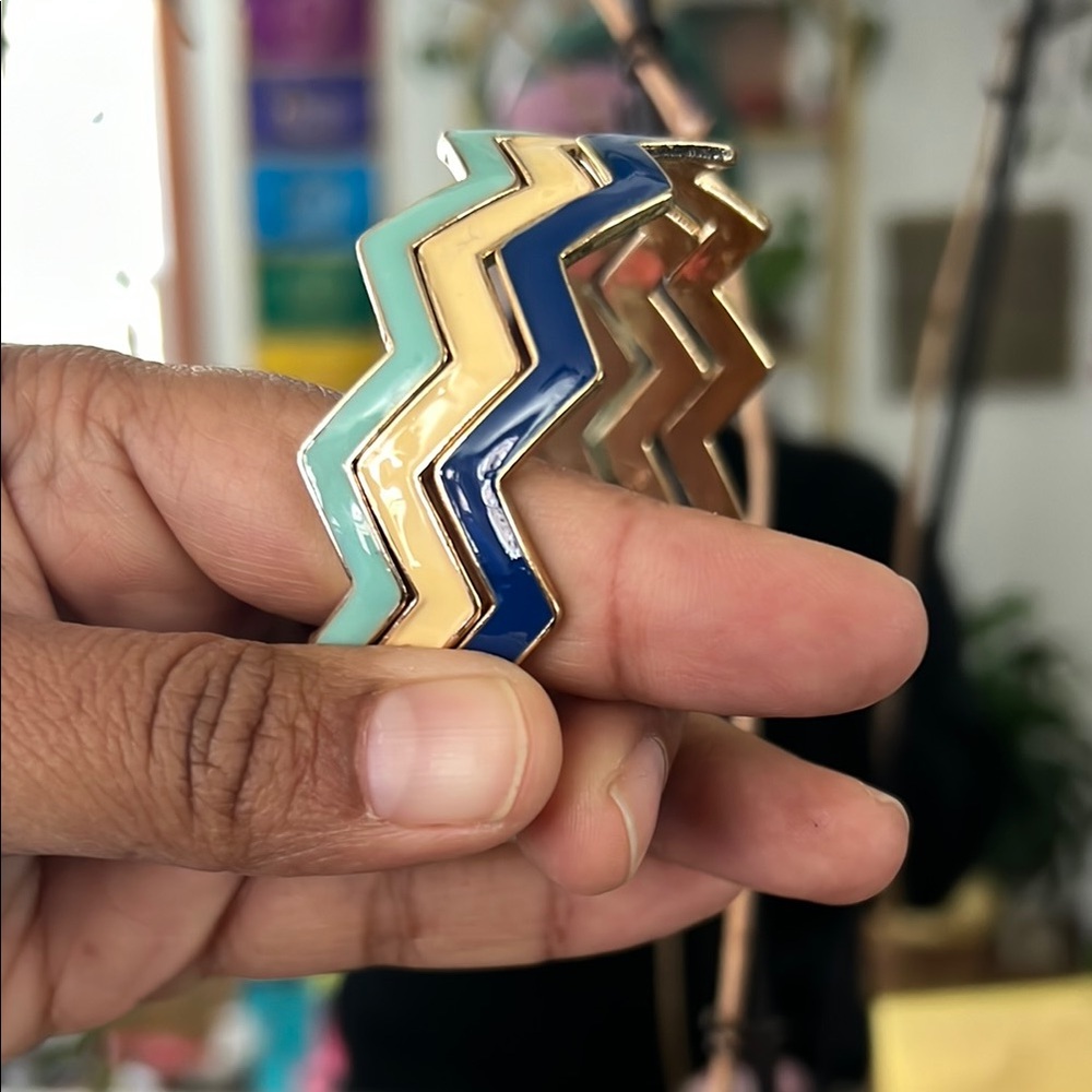 Chevron Patterned Gold and Blue Bracelet